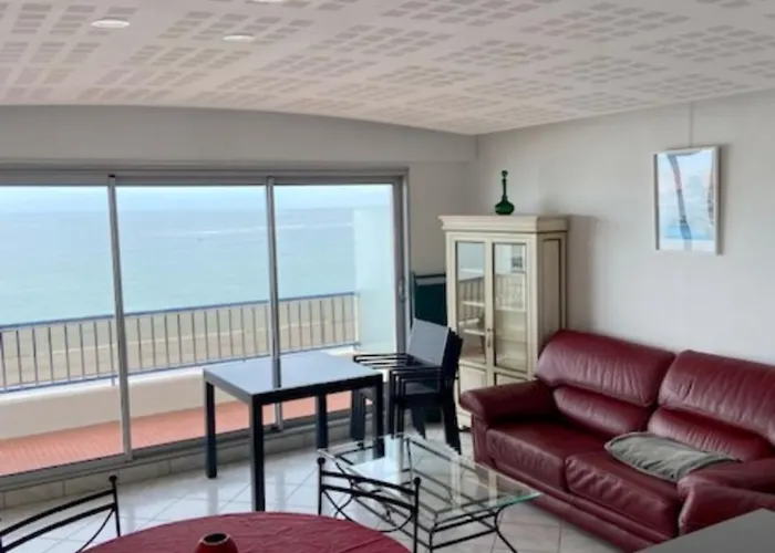 Le Chimene T3 Face Au Dernier Etage Apartment *